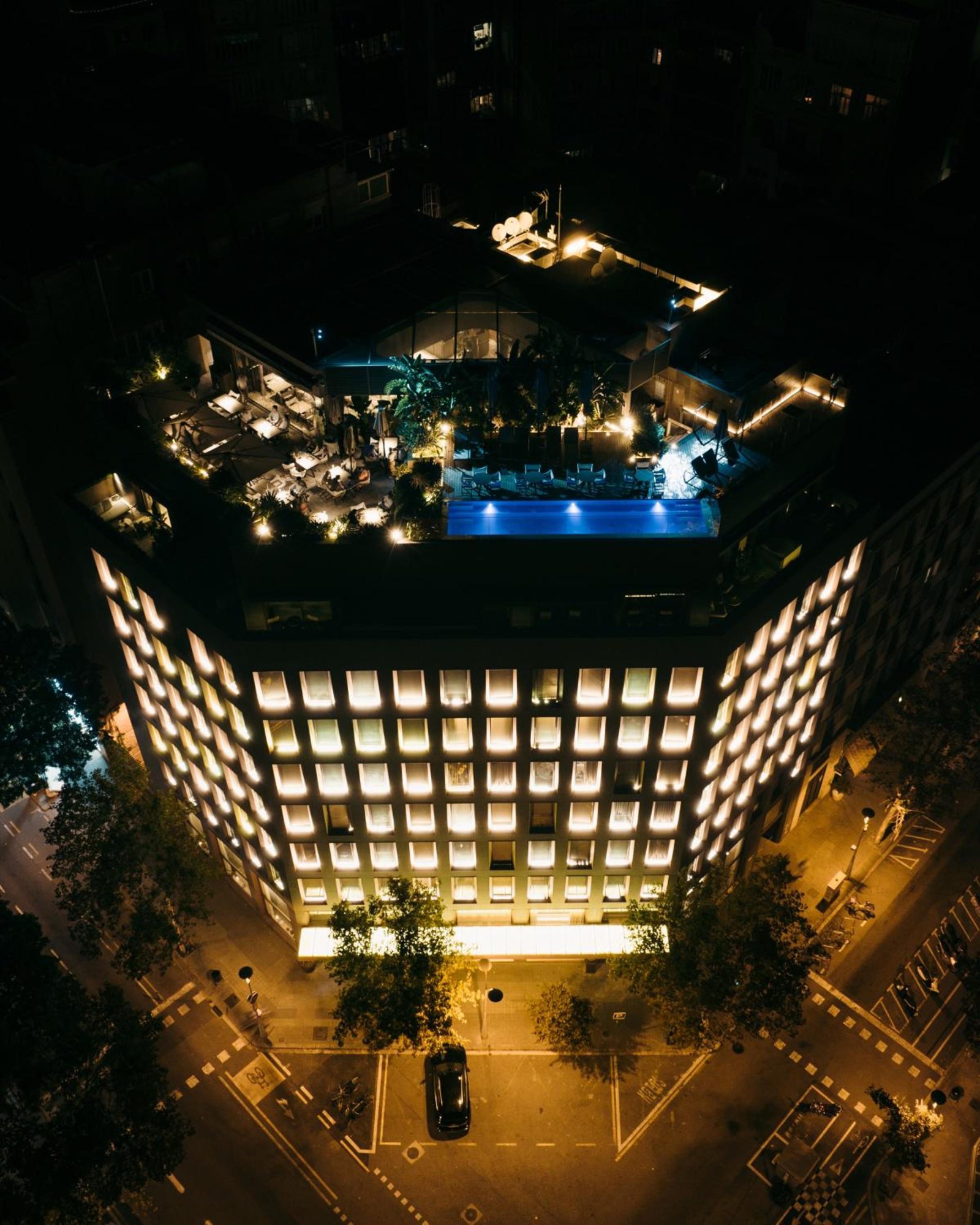 The One Barcelona GL — photo 4
