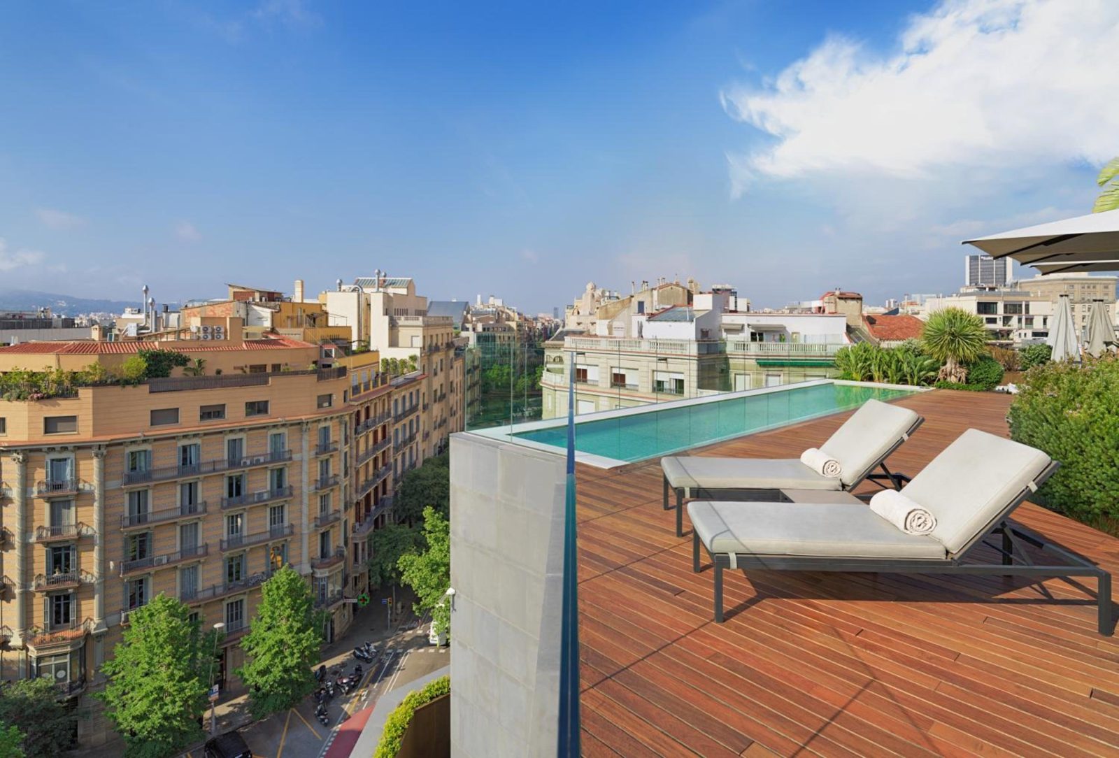 The One Barcelona GL — photo 6