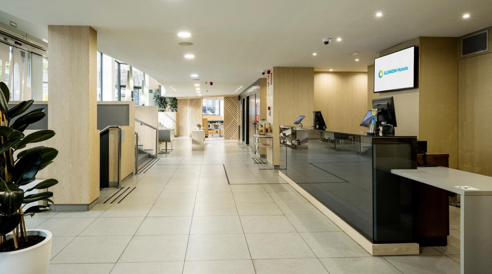 Ilunion Auditori — photo 4