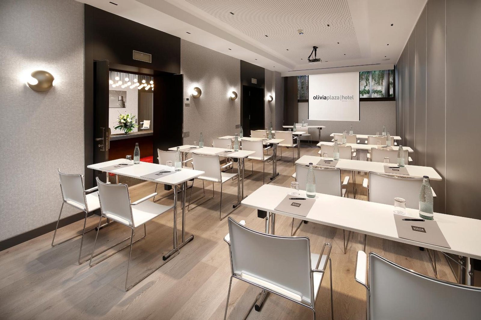 Olivia Plaza Hotel — photo 6