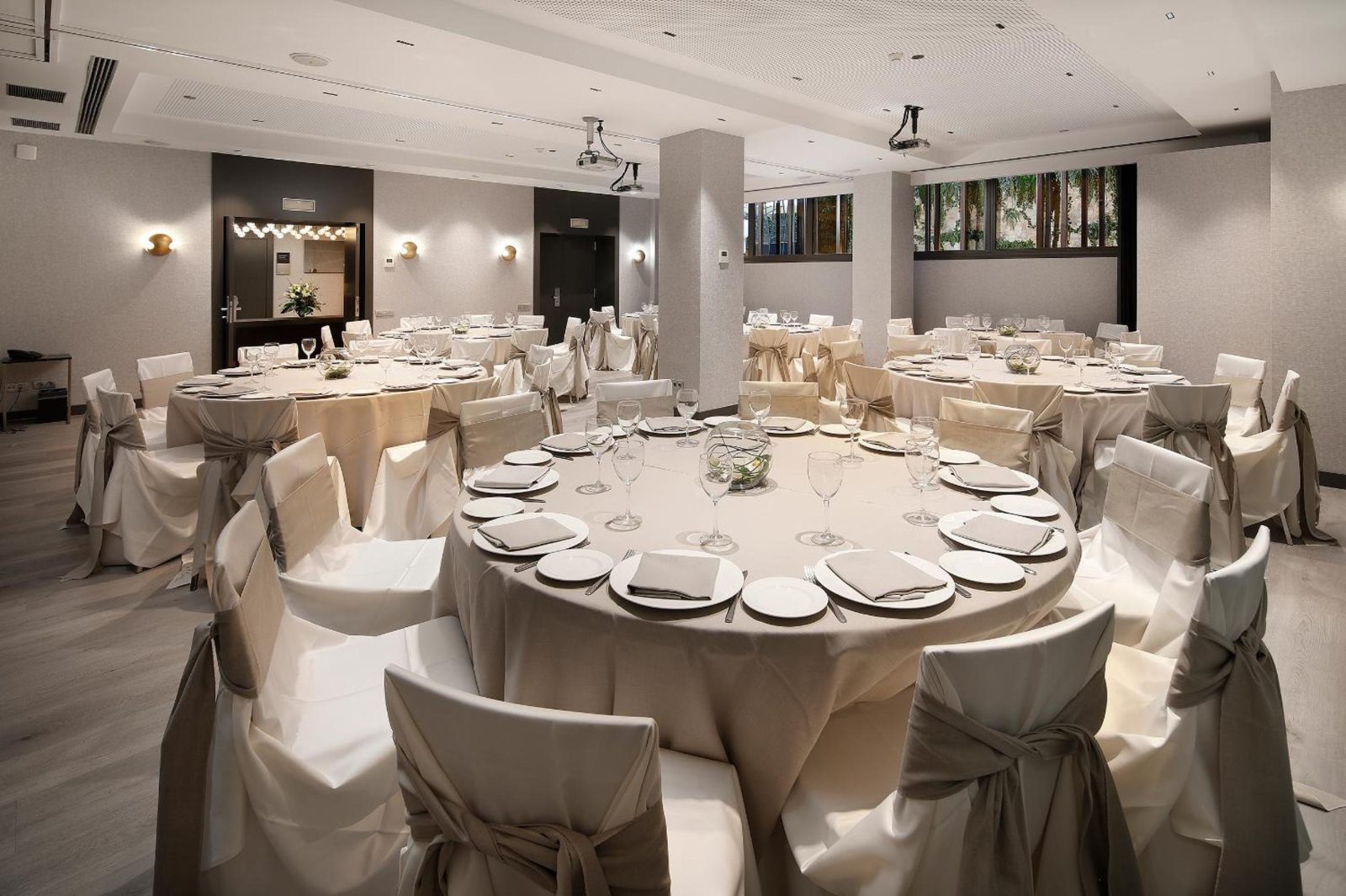 Olivia Plaza Hotel — photo 3